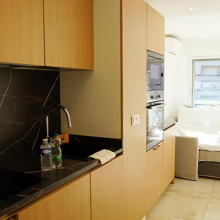 Proche Gare Et Commerces, 5min Plage, 4 Personnes - Palmazur Cannes