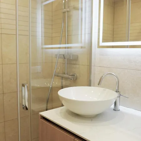Appartamento Proche Gare Et Commerces, 5min Plage, 4 Personnes - Palmazur *